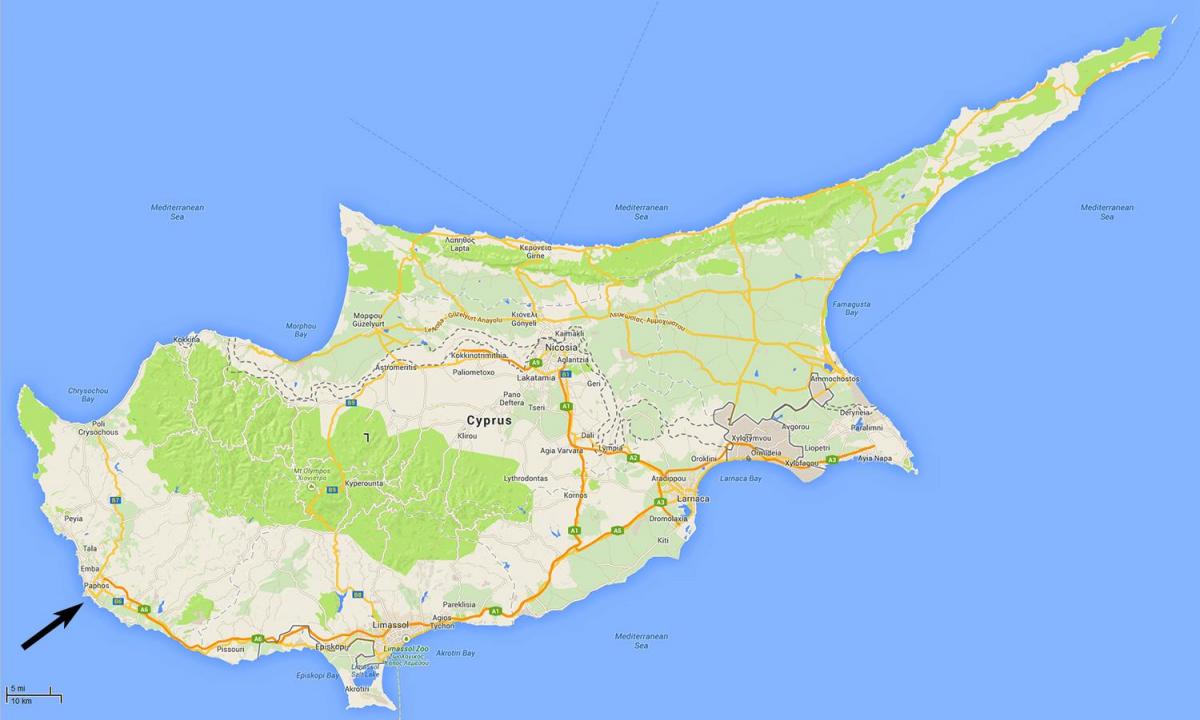 地図キプロスの空港を表示